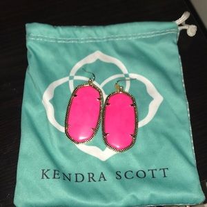 Hot Pink Danielle Kendra Scott Earrings